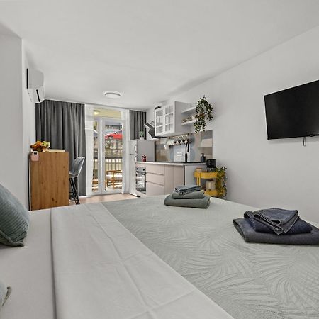 New Apartment Fiore, Pula Ngoại thất bức ảnh